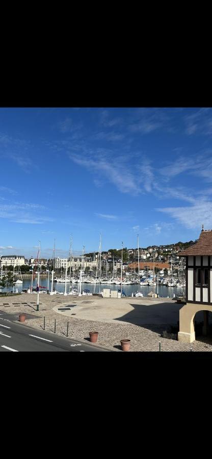 Appartement La Marine à Deauville Extérieur photo
